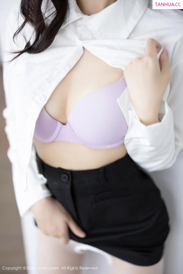 玥儿玥  [XiuRen]高清写真图 2024.03.18 No.8247 玥儿玥 丝袜美腿第39张图片
